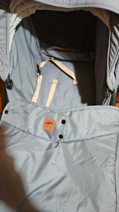 Продам прогулочную коляску teknum