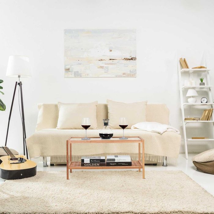 Маса от естествен орех със стъклен рафт 40х80х40см