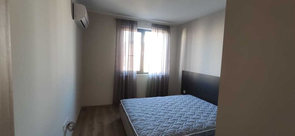 Дава се под наем Тристаен апартамент в Пловдив, Младежки Хълм - 80 кв.м за 298.86 € - Снимка #2