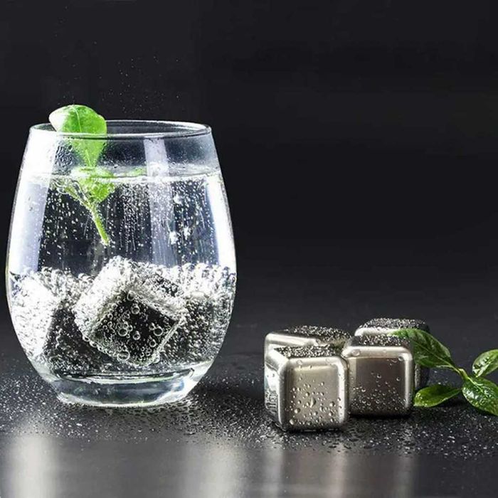 Кубчета за охлаждане на  напитки, 4 броя, метални