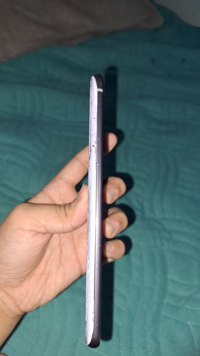 Samsung S20FE 128/8
