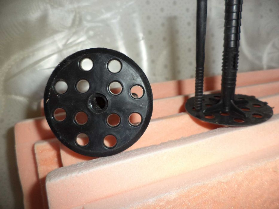 Продам   kлипсы для пеноплеkса