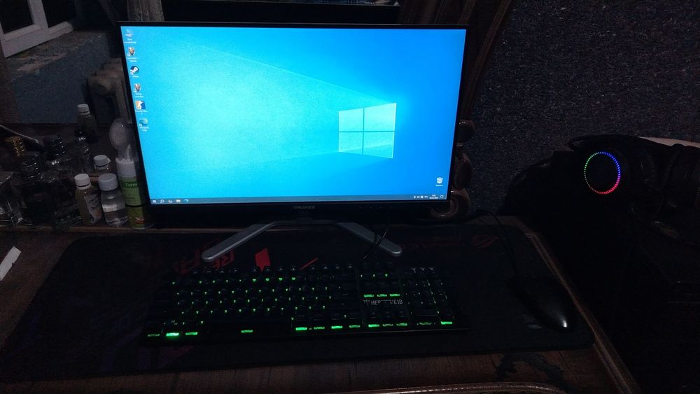 Kompyuter sotiladi ful komplekt