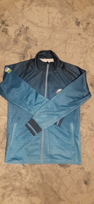 Спорт.костюм на мальчика раз S