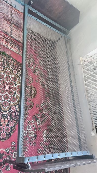 Железная кровать