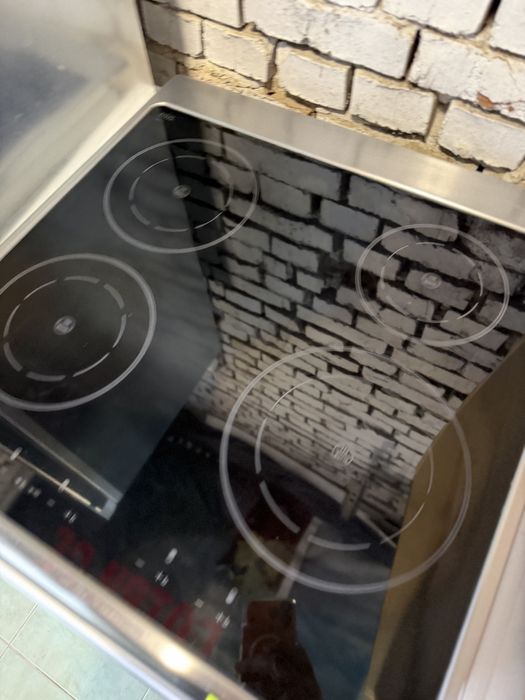 Индукционна печка Siemens 60см ширина 70литра Germany Гаранция