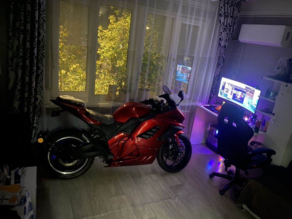 Ducati Panigale S 3000W