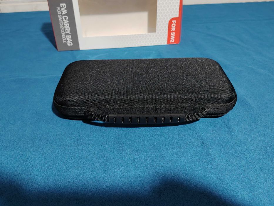 Husa pentru consola Nintendo Switch 2, noua în cutie.