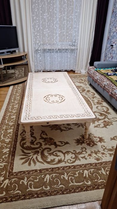 Продам казахский столик.