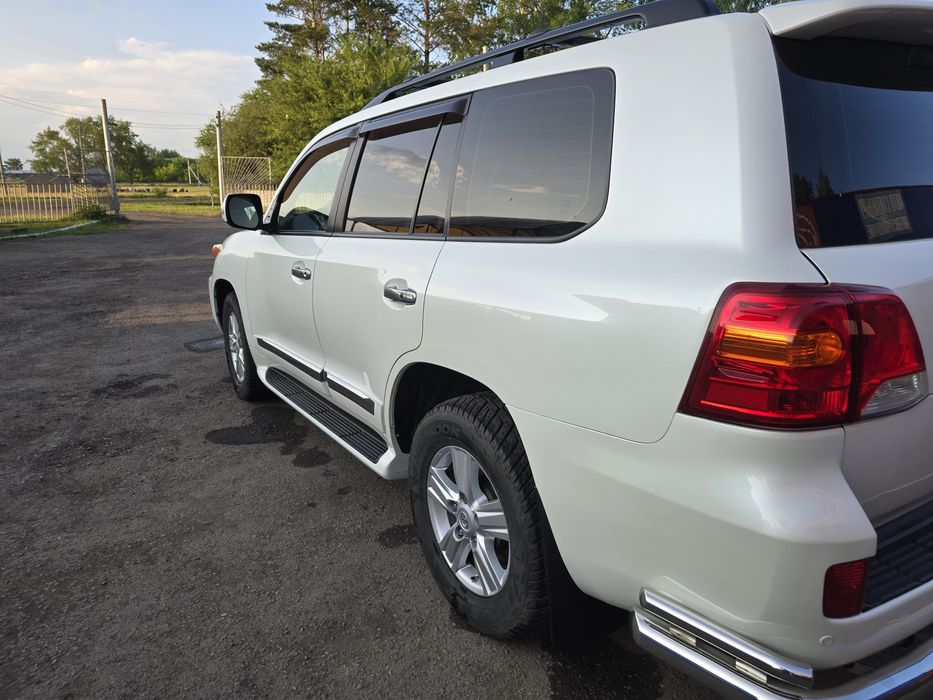 Ланд крузер 200.Продам