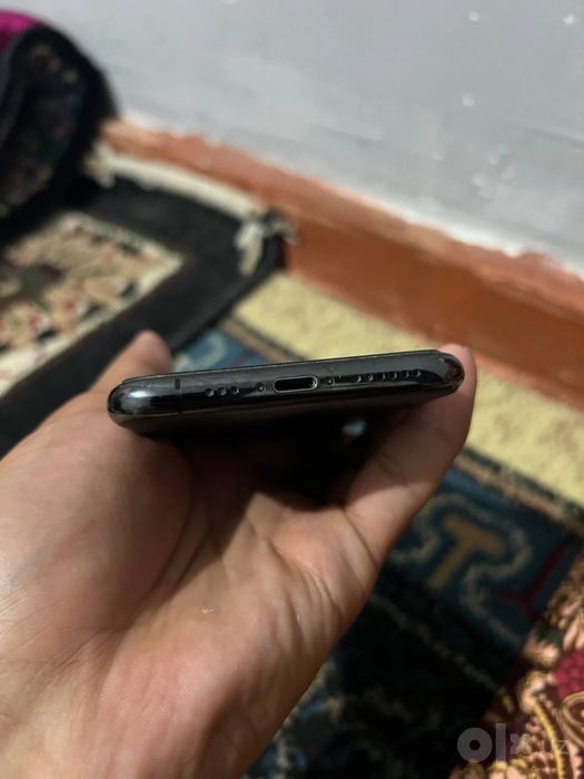 Iphone 11 pro  ideal
