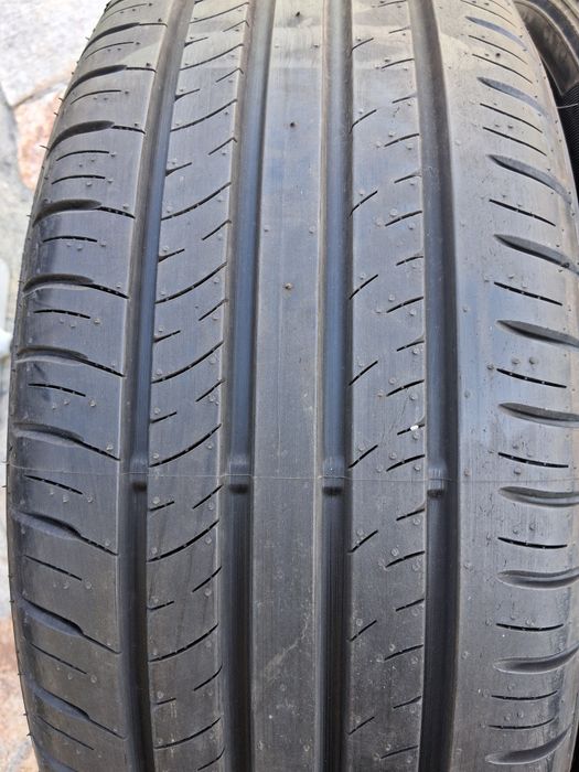 215 60 17  DUNLOP