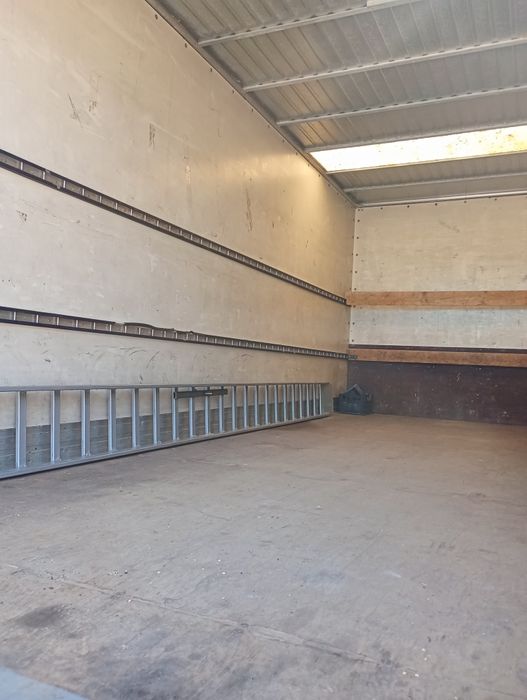 Мерцедес Атего 2004 година.