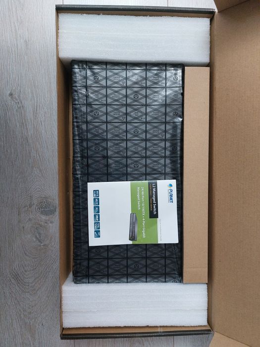 Свич Коммутатор FGSW-4840S