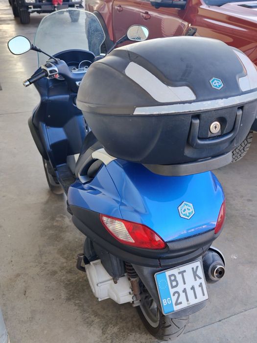 Piaggio mp3 300!!!
