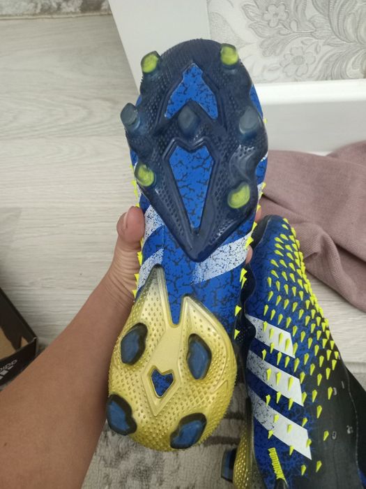 бутсы оригинал 36 р.