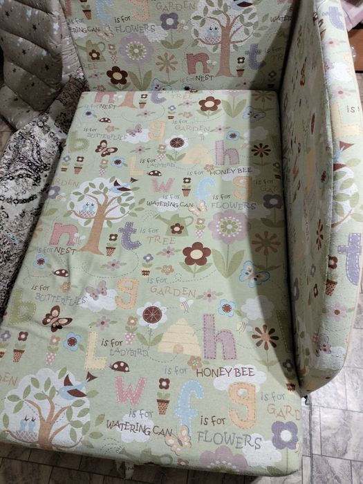 Продам диван  раскладывается