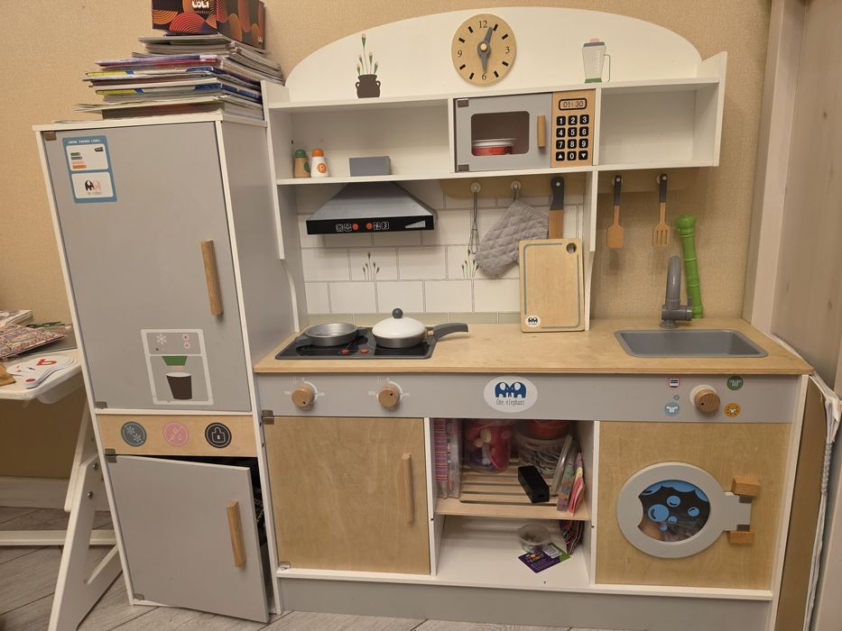 Детская игровая кухня