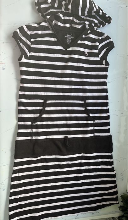 2 rochii S la 20 ron amandoua, 1 rochie sport HM (164),alta cu pisici