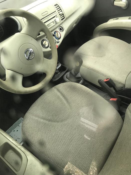 Продавам нисан микра1.4