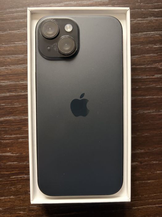 Phone 15 128GB – stare excelentă + cutie + husă nouă