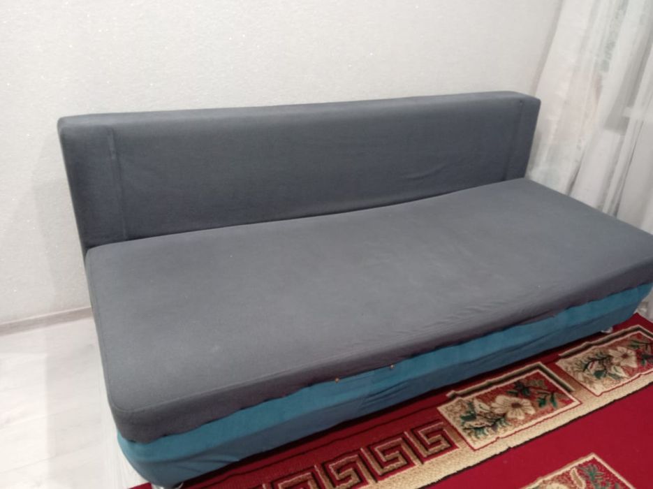 Сафа - диван серый