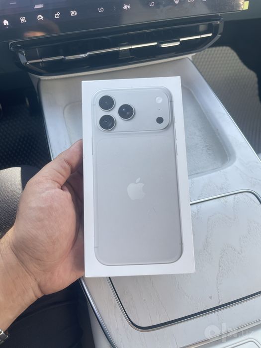 Iphone 18 pro max 512 gb silver USA оригинал
