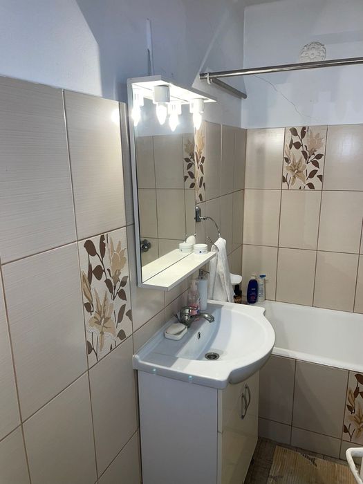 Casa individuala de vânzare in com. Darlos-Medias