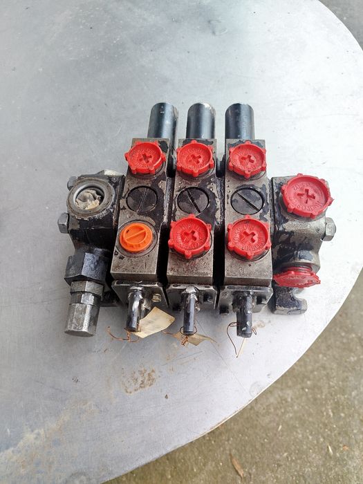 Хидравличен вентил