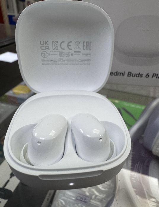 Новые наушники оригинал Redmi.