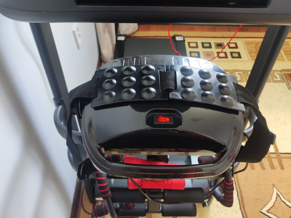 Беговой дорожка почти новый