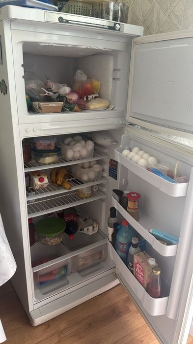 Продам холодильник Индезит