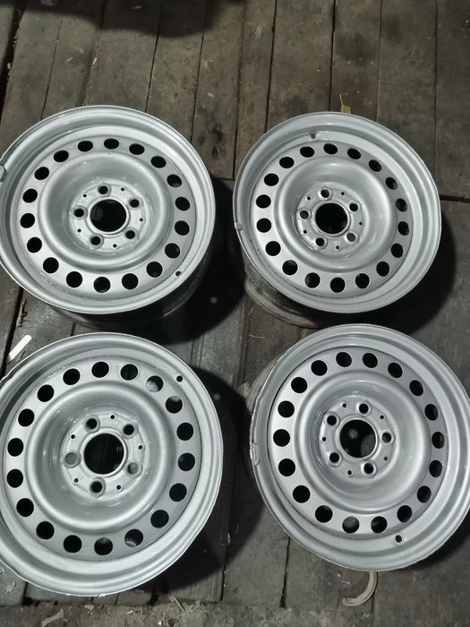 Mercedes benz 5x112 diska balon sotiladi razmeri R15 dan r18 bor