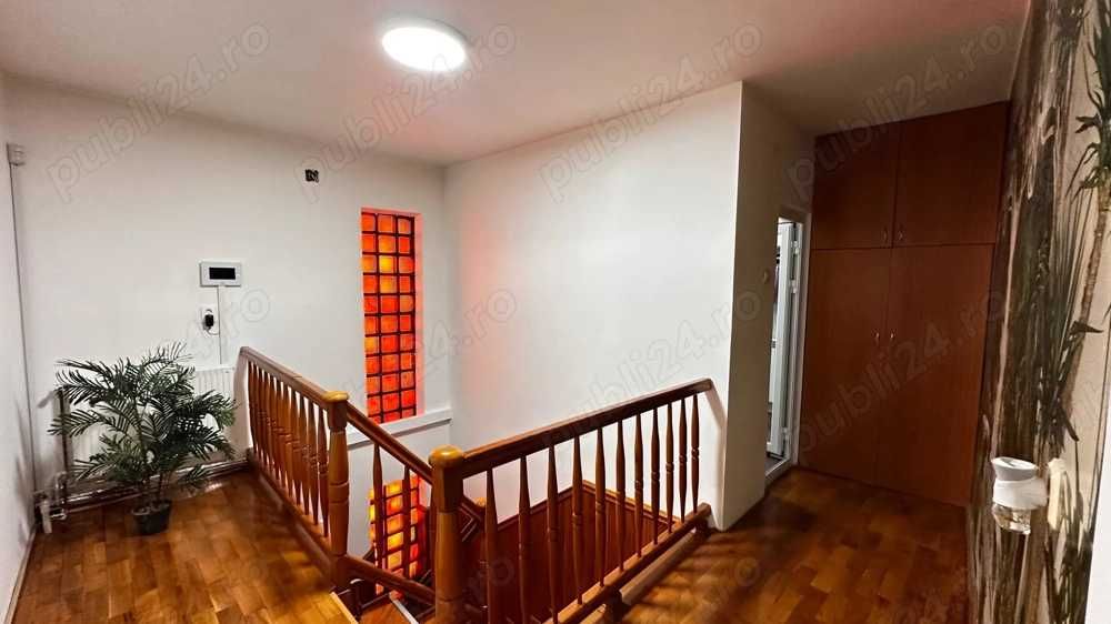 Apartament in duplex