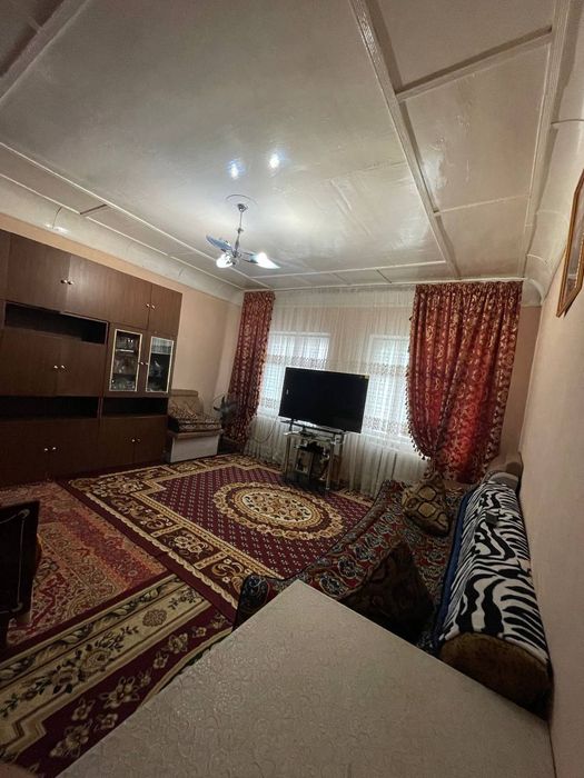 Uy sotiladi 9.2 sotok