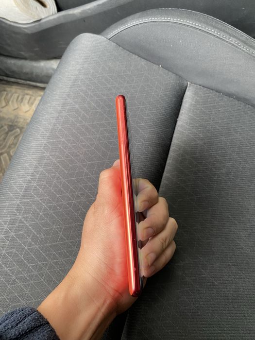 Samsung S20FE 128гб идеальное состояние