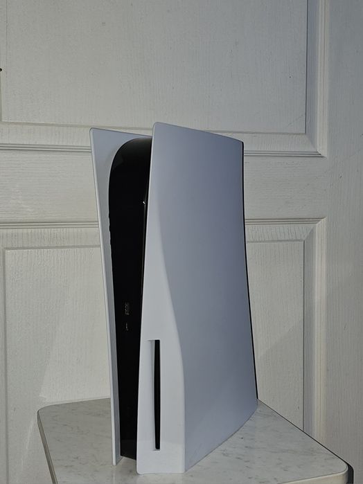 Playstation 5 825gb