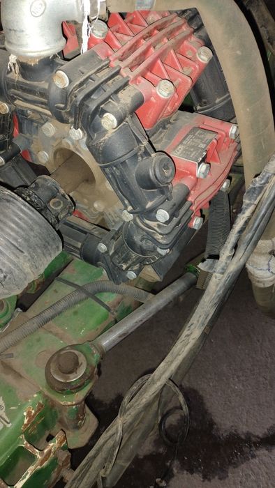 Masina erbicidat john deere 638