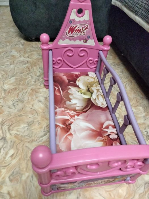 Кроватка для кукол