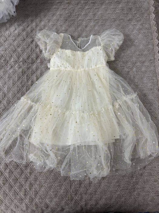 Продам детские платья