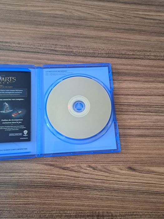 Продавам Hogwarts Legacy за PS5
