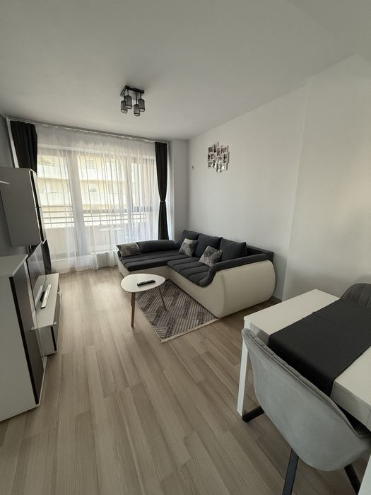Prima inchiriere/ apartament 2 camere +terasa mare/ Metrou Jiului
