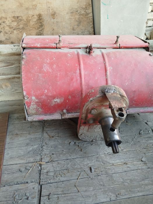 Мотоблок сотилади