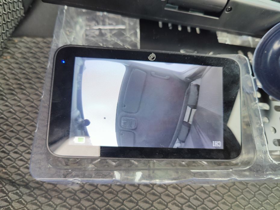 Camera marsalier cu monitor wifi