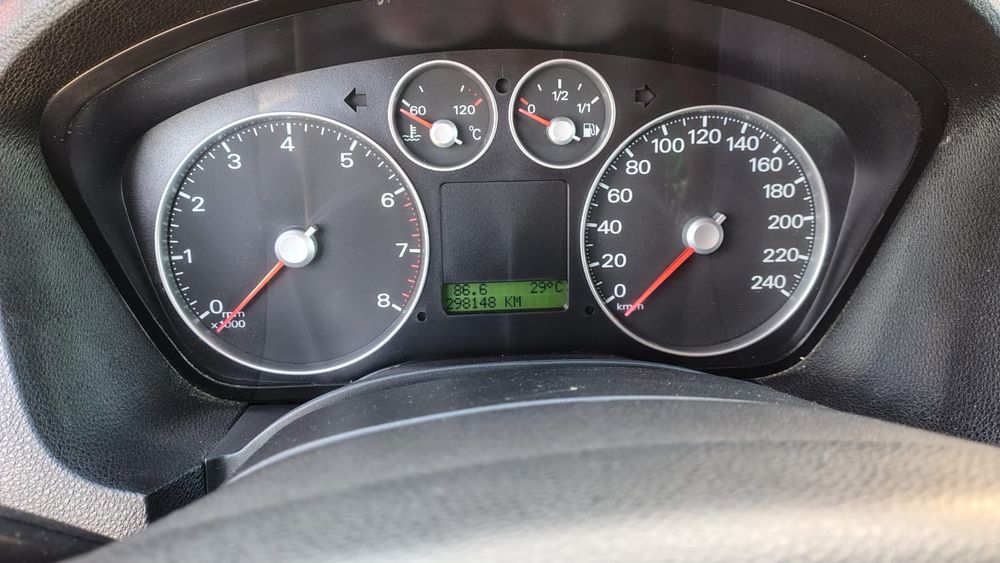 Vând Ford focus C-max an 2004