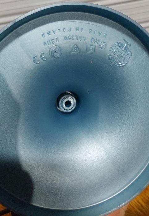 Светещ глобус на английски език