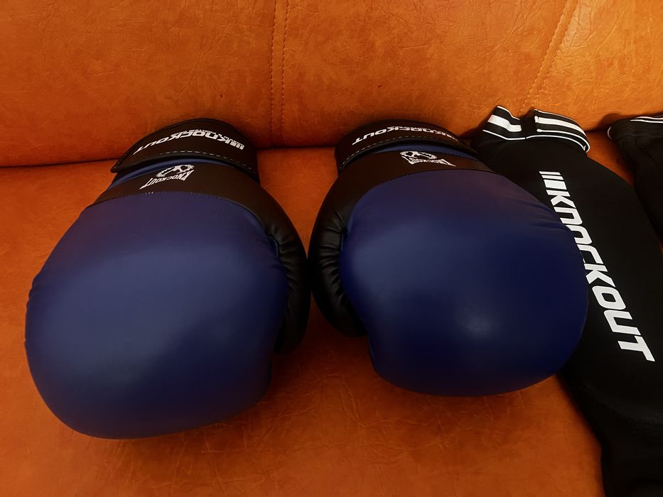 Manusi si tibiere de BOX/MMA