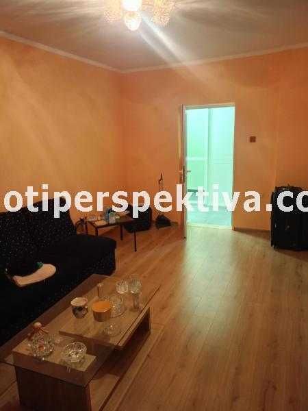 Продава се Тристаен апартамент в Пловдив, Кършияка - 82 кв.м за 1991 €/кв.м - Снимка #12
