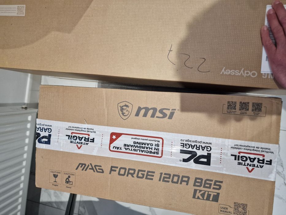 Vând setup de gaming nou