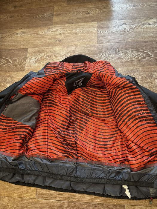 Пуховик Volkom 52